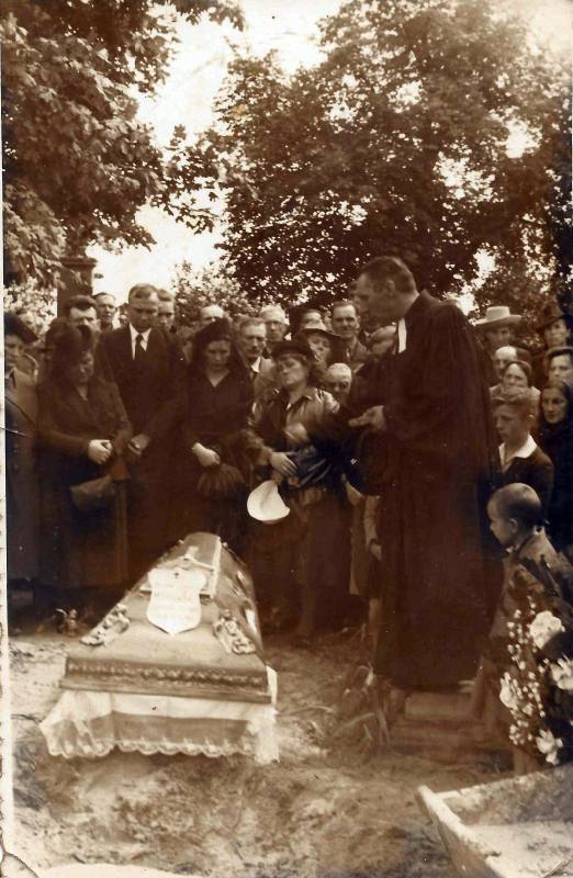 Ewangelicka ceremonia pogrzebowa na pogrzebie Jan Leopolda Markwarta, krewnego Schumannów, 1944